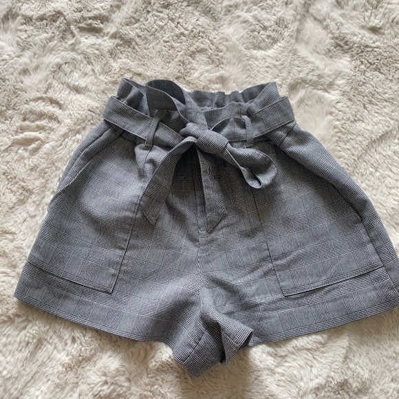 Zara Pants - ❗️Zara Checkered Shorts ❗️